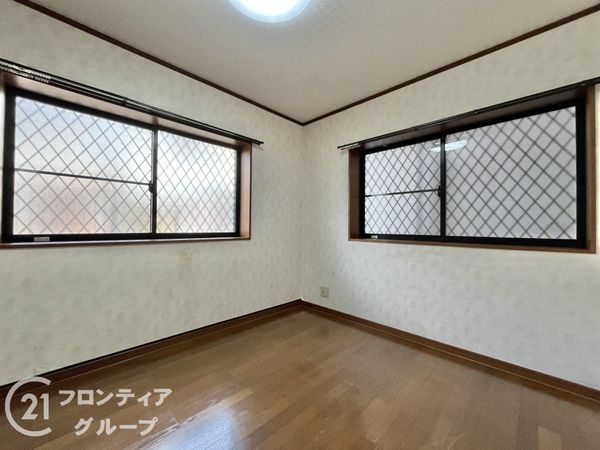 尼崎市栗山町１丁目の中古一戸建て