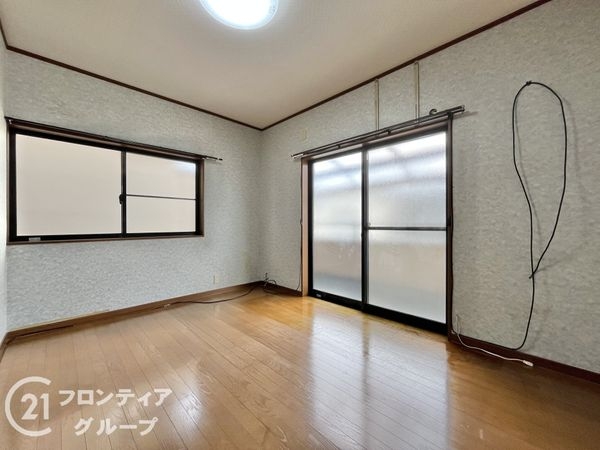 尼崎市栗山町１丁目の中古一戸建て