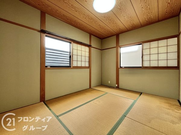 尼崎市栗山町１丁目の中古一戸建て
