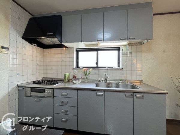 尼崎市栗山町１丁目　中古一戸建て