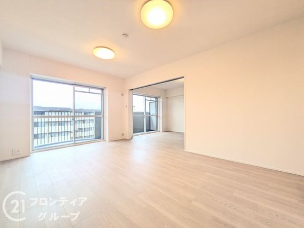 西宮セントポリア１号棟　中古マンション
