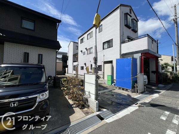 尼崎市立花町１丁目　新築一戸建て　２期　１号棟
