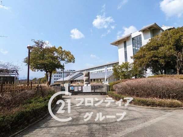伊丹中央シティハウス　中古マンション(伊丹市立伊丹小学校)