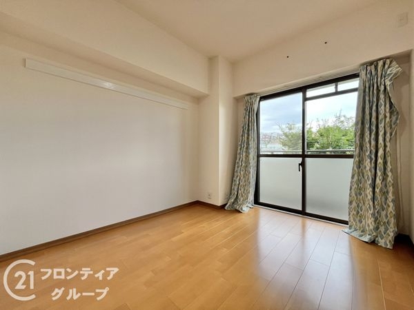 ライオンズマンション西宮高座Ｃ棟　中古マンション
