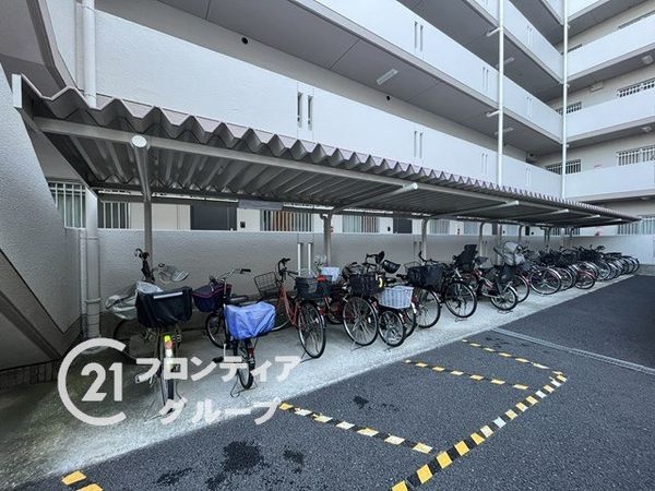 サンロイヤル北園田ブランシュール　中古マンション