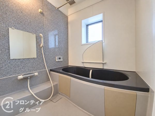 伊丹市森本８丁目の中古一戸建て