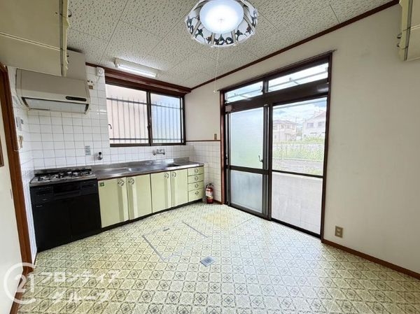 伊丹市西野１丁目の中古一戸建て