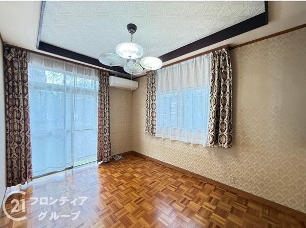 伊丹市西野１丁目の中古一戸建て