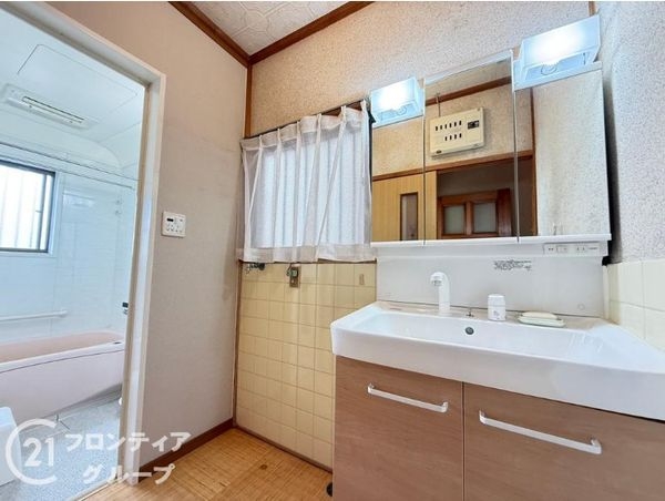 伊丹市西野１丁目の中古一戸建て