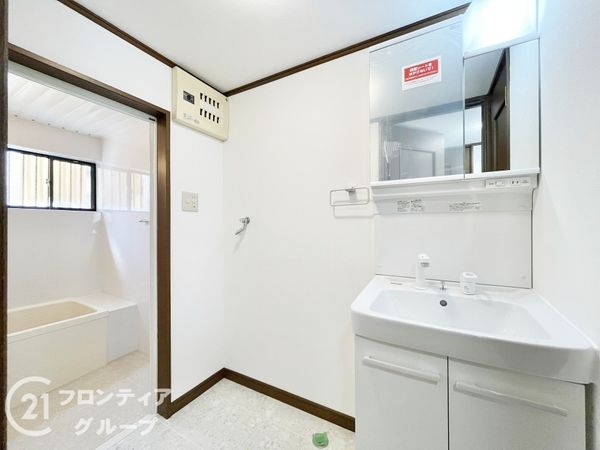 尼崎市武庫川町４丁目の中古一戸建て