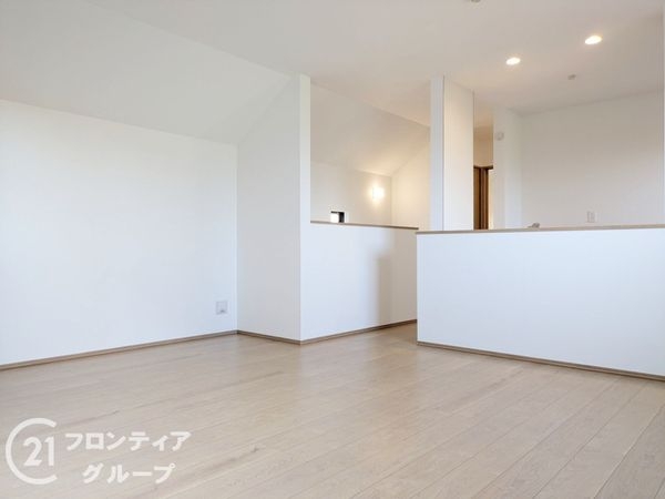 西宮市一ケ谷町　新築一戸建て　B号棟