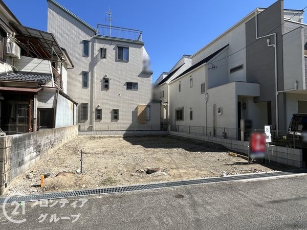 伊丹市荻野８丁目　新築一戸建て　１期　全１区画