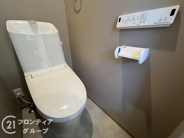 西宮市浜甲子園１丁目の中古一戸建て