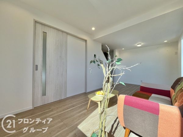 西宮市浜甲子園１丁目の中古一戸建て