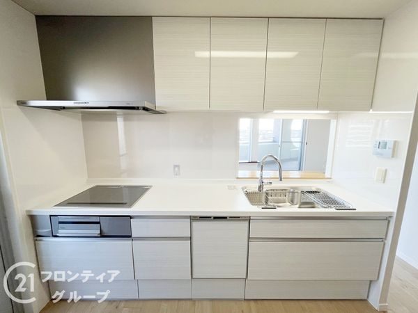 アズ・ワン、リッシュ　中古マンション