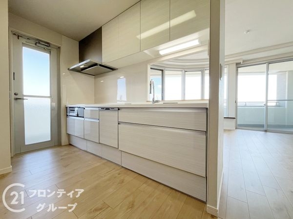 アズ・ワン、リッシュ　中古マンション