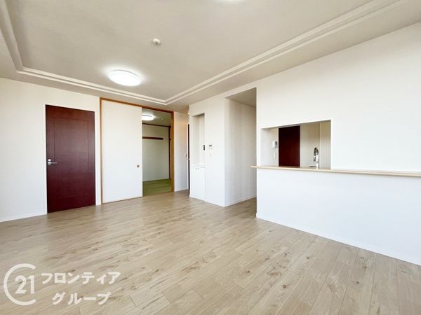 アズ・ワン、リッシュ　中古マンション
