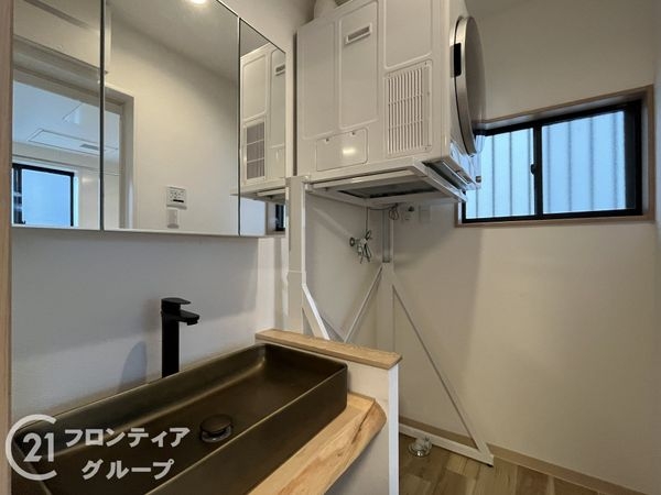 西宮市松並町の中古一戸建て