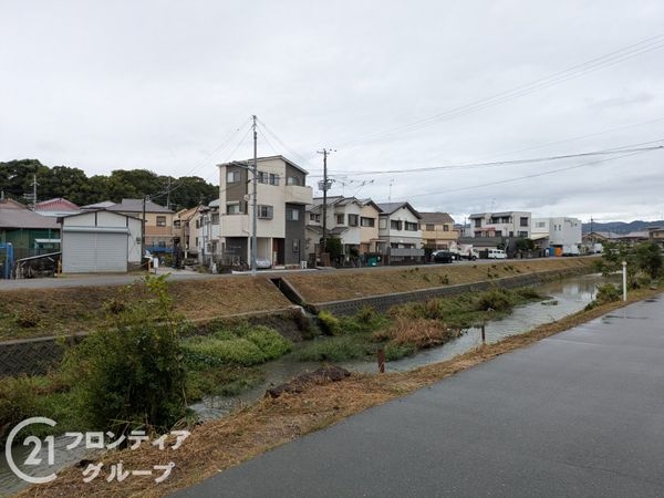 伊丹市北伊丹２丁目　新築一戸建て　１号棟