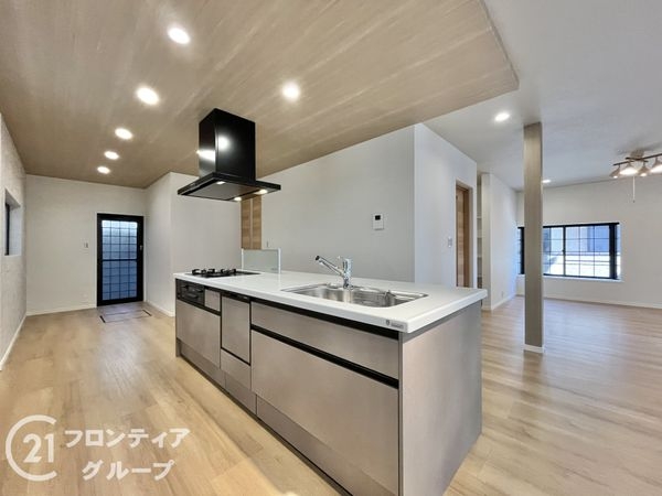 尼崎市西難波町４丁目の中古一戸建て