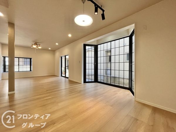尼崎市西難波町４丁目の中古一戸建て