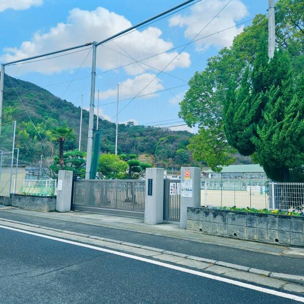 呉市仁方西神町の中古一戸建て(呉市立仁方中学校)