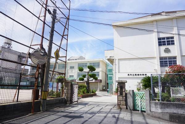 呉市両城1丁目の中古一戸建て(呉市立両城中学校)