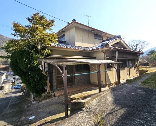 呉市安浦町大字中切の中古一戸建
