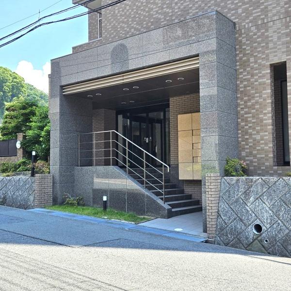 サーパス阿賀駅前