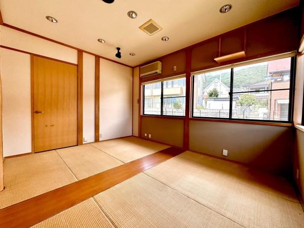 甲府市山宮町　住宅付き店舗