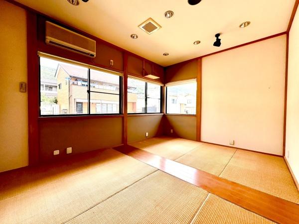 甲府市山宮町　住宅付き店舗