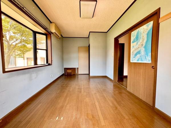 甲府市山宮町　住宅付き店舗