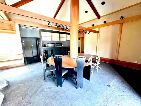 甲府市山宮町　住宅付き店舗