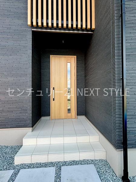 甲府市向町の中古一戸建