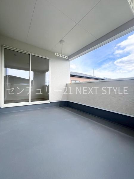 甲府市里吉２丁目の新築一戸建