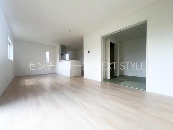 甲府市里吉２丁目の新築一戸建