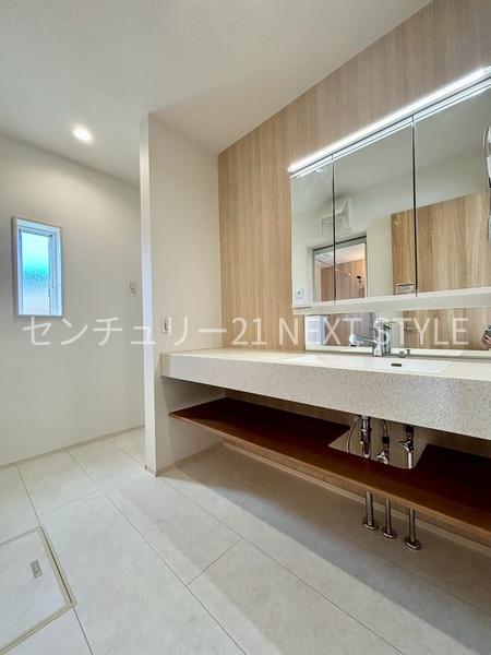 甲府市新田町の新築一戸建