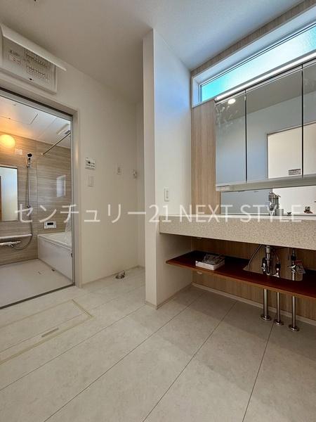 甲府市新田町の新築一戸建