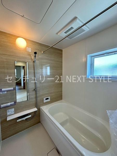 甲府市里吉４丁目の新築一戸建