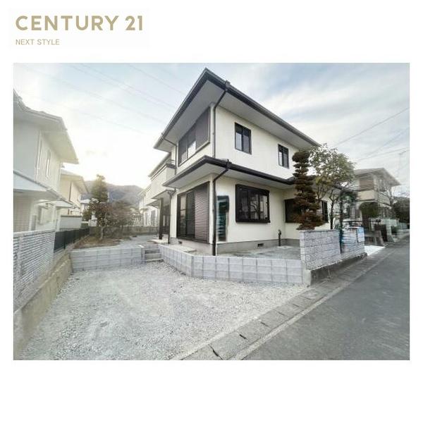 韮崎市旭町上條中割の中古一戸建
