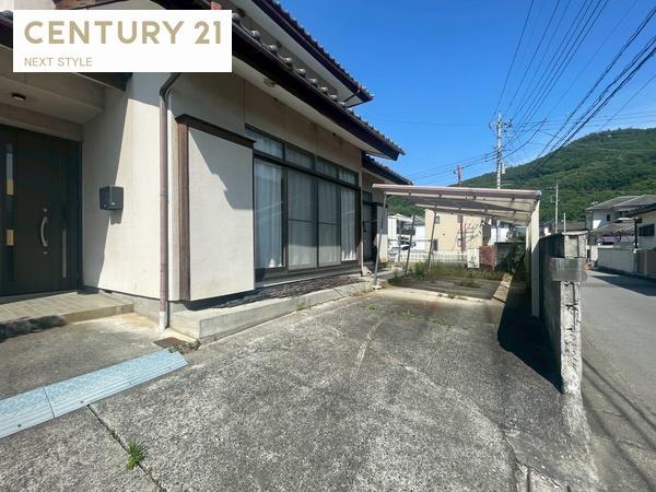 甲府市岩窪町の中古一戸建て