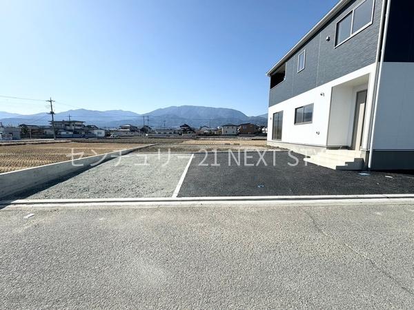 笛吹市石和町八田の新築一戸建