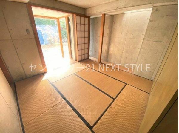 甲府市古府中町の中古一戸建て