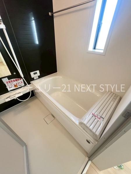 甲斐市篠原の新築一戸建(バス)