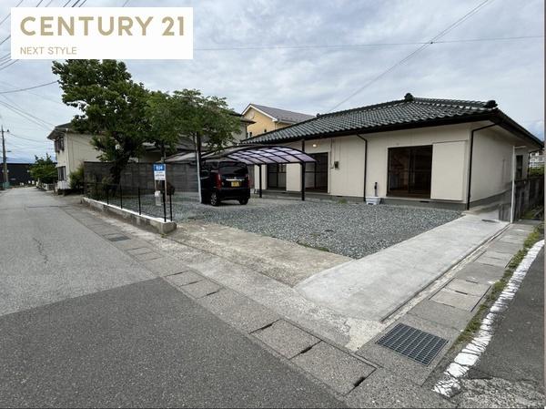 甲府市千塚４丁目の中古一戸建