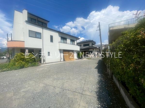 甲府市国母２丁目の中古一戸建て