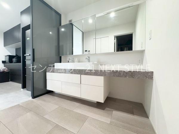 甲斐市西八幡の中古一戸建て