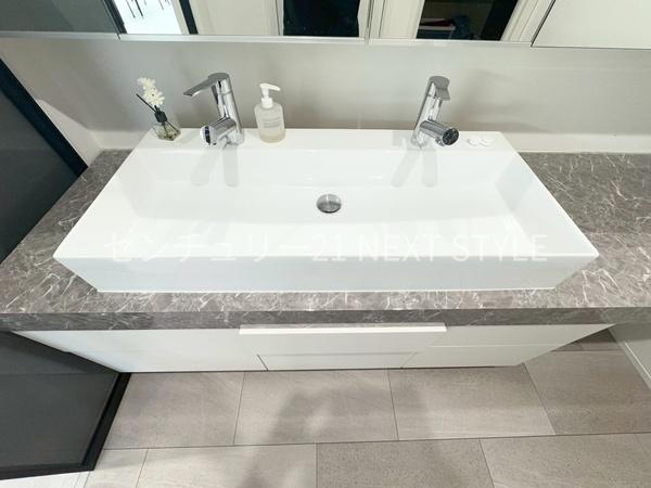 甲斐市西八幡の中古一戸建て