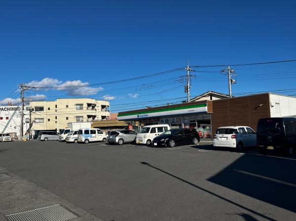 甲府市上今井町の新築一戸建(ファミリーマート甲府平和通り南店)