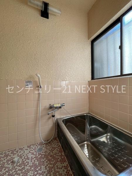 甲府市里吉１丁目の中古一戸建て